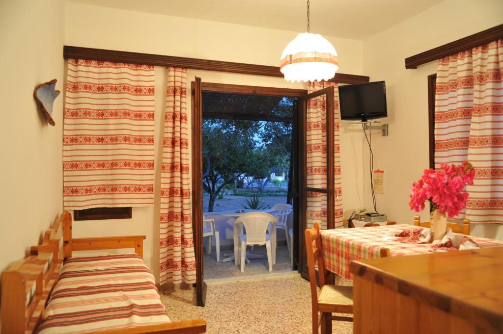 Apartment Dolphin Frangocastelo